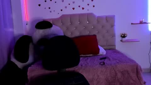 eimyy_rouse online show from 03.13.26