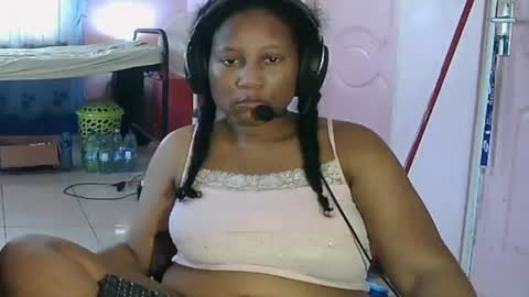 Eirondra Valeen online show from 07.26.26