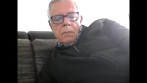 eisbaer1957 online show from 04.14.26