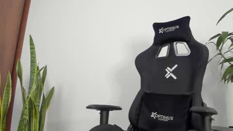 EITHAN CONOR online show from 10.11.25