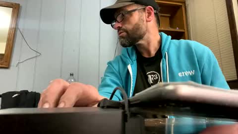 Snapshot of ejbooker11 chatting on 09.30.25 PiedPiper online show from 09.30.25