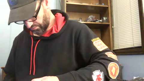 Snapshot of ejbooker11 chatting on 10.06.25 PiedPiper online show from 10.06.25