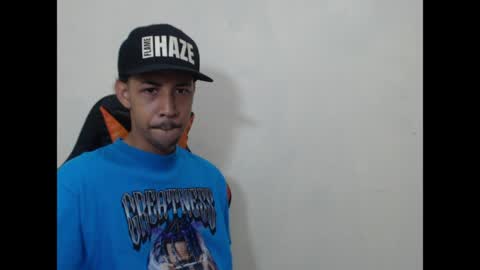 Snapshot of el_menor chatting on 05.27.26 Instagram BelowAbajo online show from 05.27.26