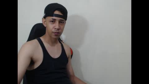 Snapshot of el_menor chatting on 05.28.26 Instagram BelowAbajo online show from 05.28.26