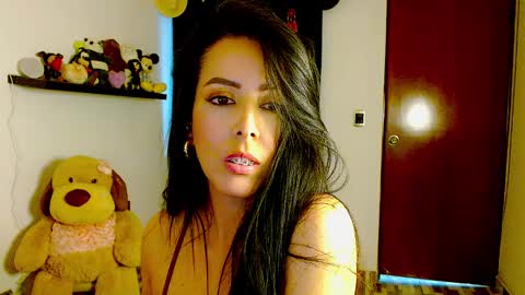 Snapshot of ela_3611 chatting on 12.16.24 ela_3611 online show from 12.16.24