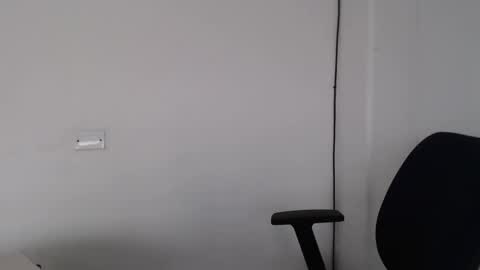 Snapshot of elaine_cooper_21 chatting on 09.29.25 Eli online show from 09.29.25