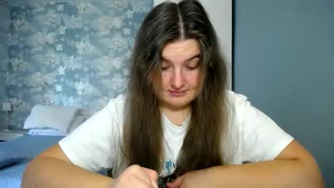 Elanis online show from 03.14.26