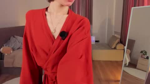 Snapshot of elannand chatting on 02.05.26 ELA 3 online show from 02.05.26