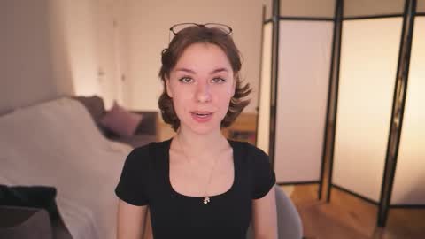 Snapshot of elannand chatting on 02.19.26 ELA 3 online show from 02.19.26