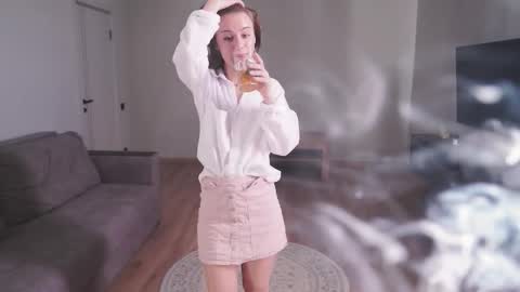 Snapshot of elannand chatting on 03.07.26 ELA 3 online show from 03.07.26