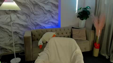 Elly online show from 07.06.26