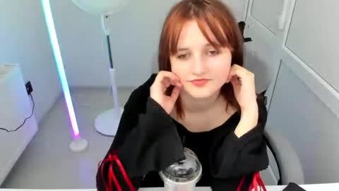 Evie online show from 05.23.26