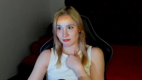 elaravoltage online show from 04.29.26