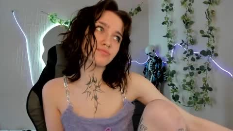 elastikiss online show from 04.23.26