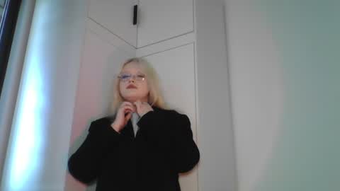 elayne_sweet online show from 06.14.26