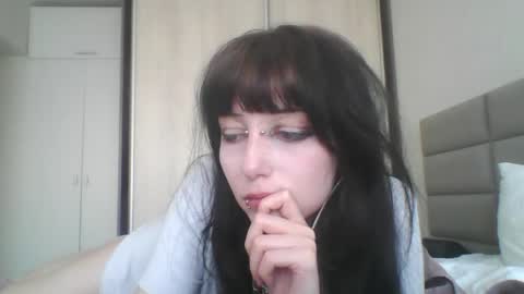 Snapshot of elaynetanton chatting on 05.31.26 Lia online show from 05.31.26