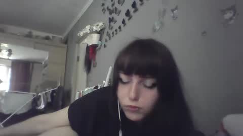 Snapshot of elaynetanton chatting on 07.22.26 Lia online show from 07.22.26