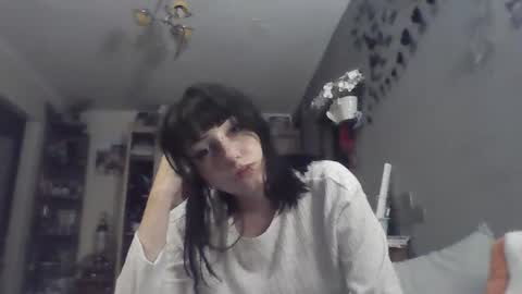 Snapshot of elaynetanton chatting on 07.24.26 Lia online show from 07.24.26