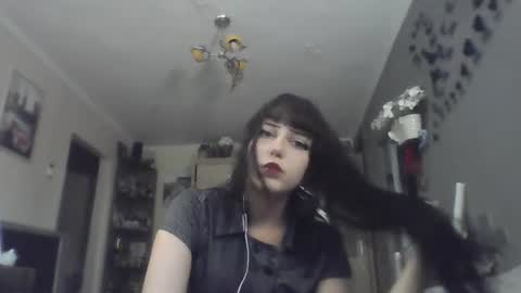 Snapshot of elaynetanton chatting on 07.24.26 Lia online show from 07.24.26