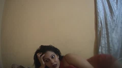 Snapshot of electra137 chatting on 10.12.25 Isabella online show from 10.12.25