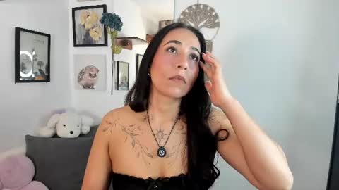Snapshot of electra_hunt chatting on 08.05.26 Electra- Please help me reach 100 likes online show from 08.05.26