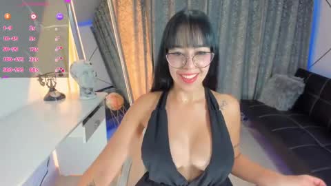 Snapshot of electrahott chatting on 06.08.26 My favorite tip 333 222 111 99 66 44 online show from 06.08.26