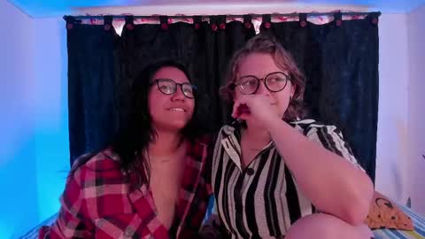 Snapshot of electricnightsxxx chatting on 05.26.26 LEXA CLARKE online show from 05.26.26