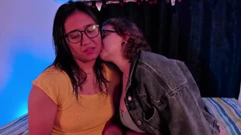 Snapshot of electricnightsxxx chatting on 05.27.26 LEXA CLARKE online show from 05.27.26
