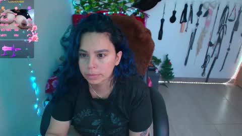 Snapshot of elektra_32 chatting on 02.21.26 elektra online show from 02.21.26