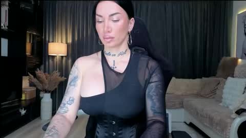 Snapshot of elektravelvet chatting on 04.14.26 ElektraSheDemon online show from 04.14.26