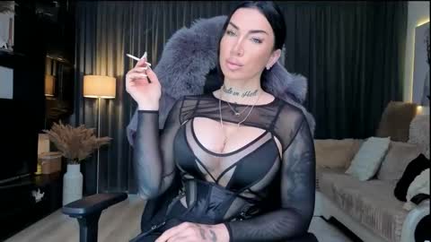 Snapshot of elektravelvet chatting on 04.16.26 ElektraSheDemon online show from 04.16.26