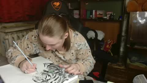 Elena online show from 12.04.24