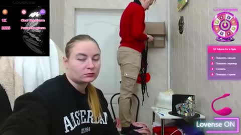 Elena online show from 11.04.25