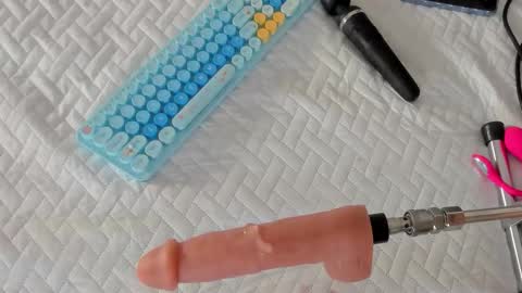 Snapshot of elena_mature chatting on 10.04.25 Elena online show from 10.04.25