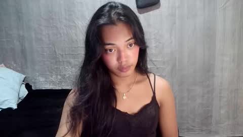 elenacum online show from 12.23.25