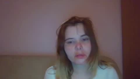 Snapshot of elenaflirt chatting on 11.06.25 Elena online show from 11.06.25