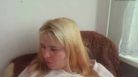 Snapshot of elenaflirt chatting on 05.18.26 Elena online show from 05.18.26