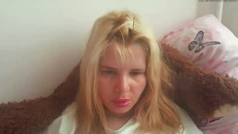 Snapshot of elenaflirt chatting on 05.26.26 Elena online show from 05.26.26