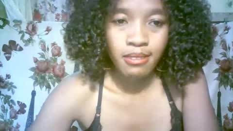 elenah013 online show from 04.14.26