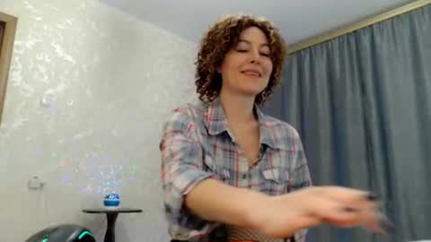 elenaza online show from 02.10.26
