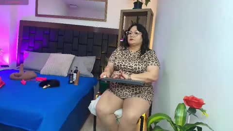 elenna_boobs_ online show from 03.12.26