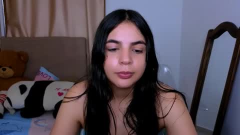 Snapshot of elenna_hotx chatting on 12.03.25 agnes online show from 12.03.25