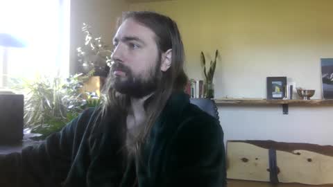 Snapshot of elephantfox chatting on 01.26.25 fox online show from 01.26.25