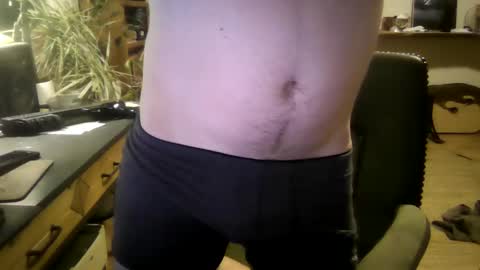 Snapshot of elephantfox chatting on 09.17.25 fox online show from 09.17.25