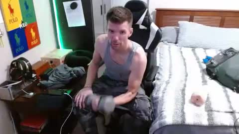 Snapshot of elevatetlb chatting on 01.12.26 Walker online show from 01.12.26