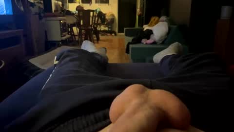 Snapshot of elf34 chatting on 10.04.25 Elf34 online show from 10.04.25