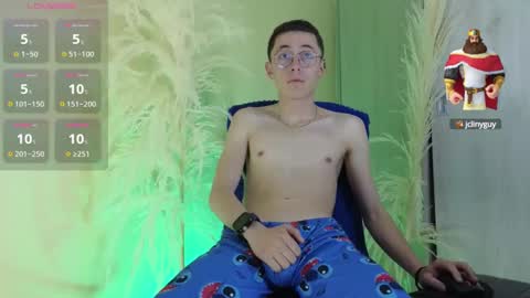 Snapshot of elian_cooper18 chatting on 01.29.25 Elian online show from 01.29.25