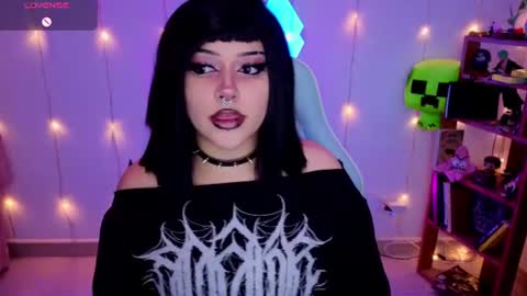 Snapshot of elicecooper chatting on 07.15.26 Elice Cooper new account online show from 07.15.26