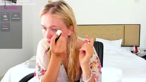   online show from 12.04.24