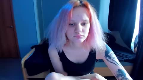 elieiza_xo online show from 03.10.26